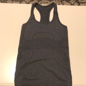 Lululemon grey tank size 2